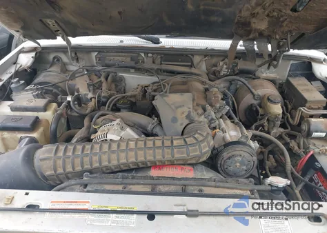 1996 Ford Ranger z USA, uszkodzony, nr VIN 1FTCR10X6TTA39510